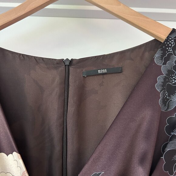 Hugo Boss floral print dress in 100% silk.Elegant and sophisticated - Picture 3 of 6